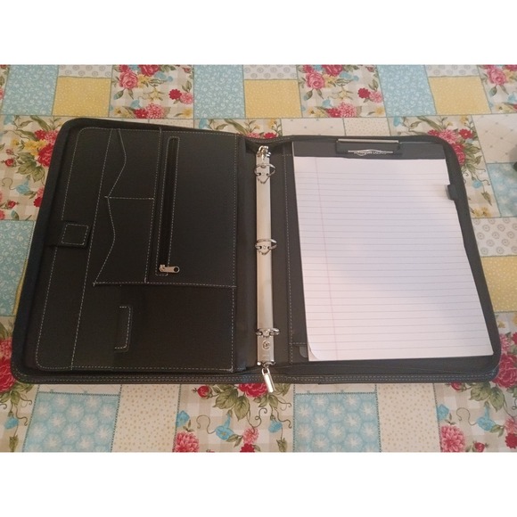 Black Faux Leather Zippered Portfolio 3 Ring Binder Clipboard Case - Picture 2 of 4